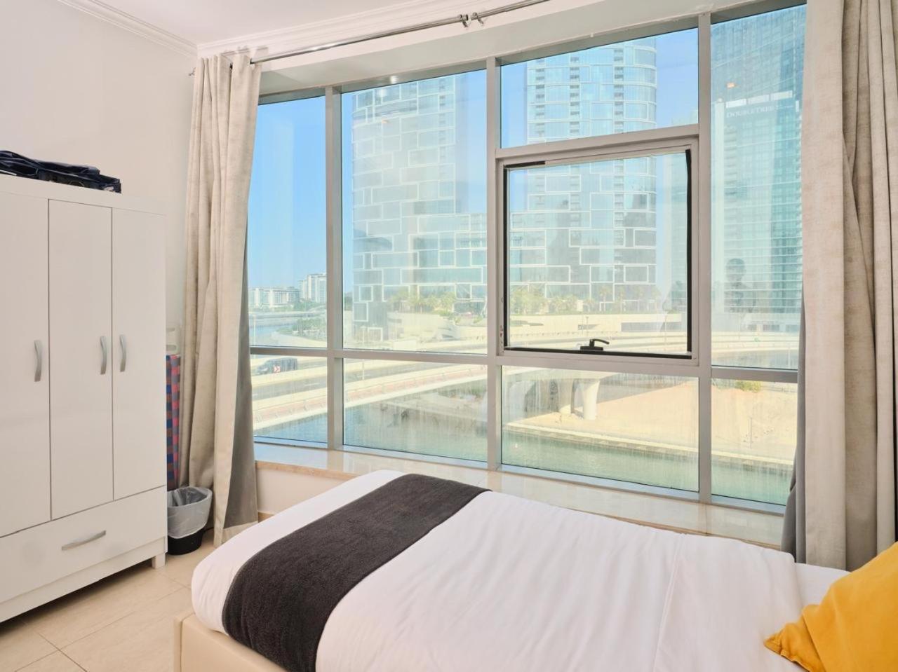 Wonderful Two Bed Room With Full Marina View 두바이 외부 사진