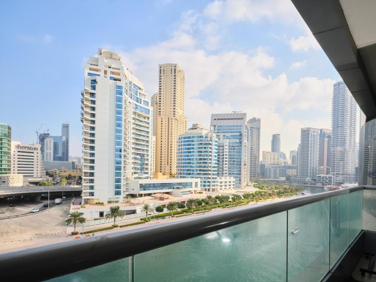 Wonderful Two Bed Room With Full Marina View 두바이 외부 사진